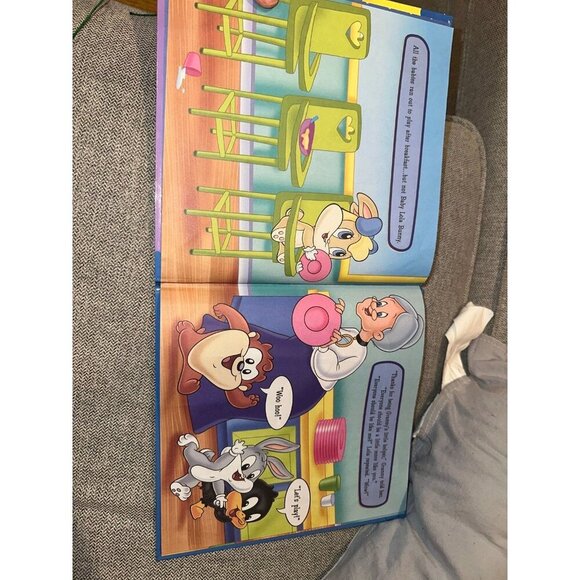 Baby looneys tunes book - Picture 2 of 3